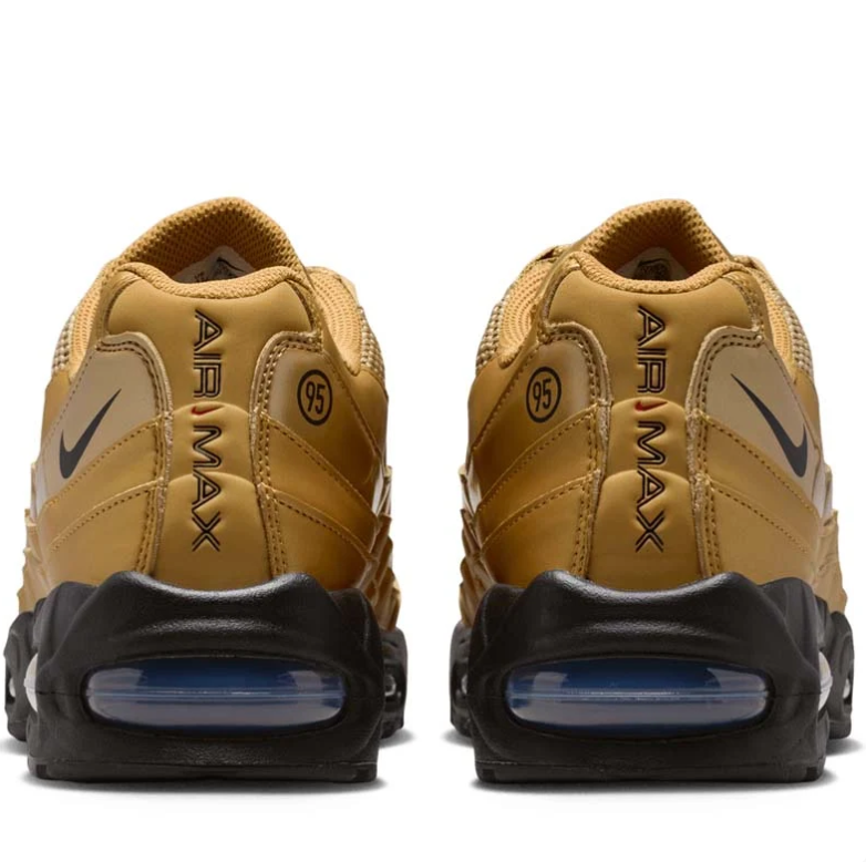 Nike Air Max 95 - Metallic Gold / Black