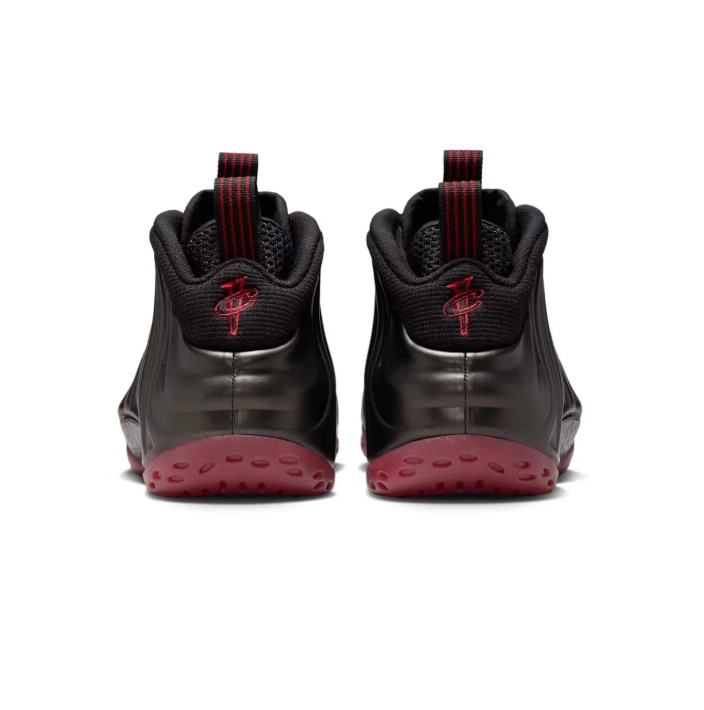 Nike Air Foamposite One - Black / Team Red