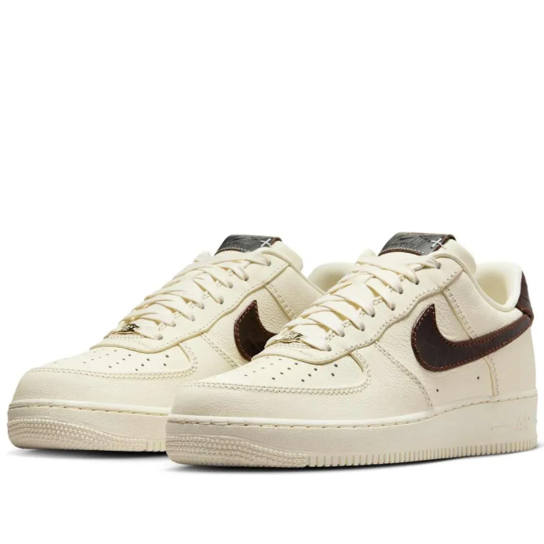 Nike Air Force 1 Low - Coconut Milk / Chocolate / Gold