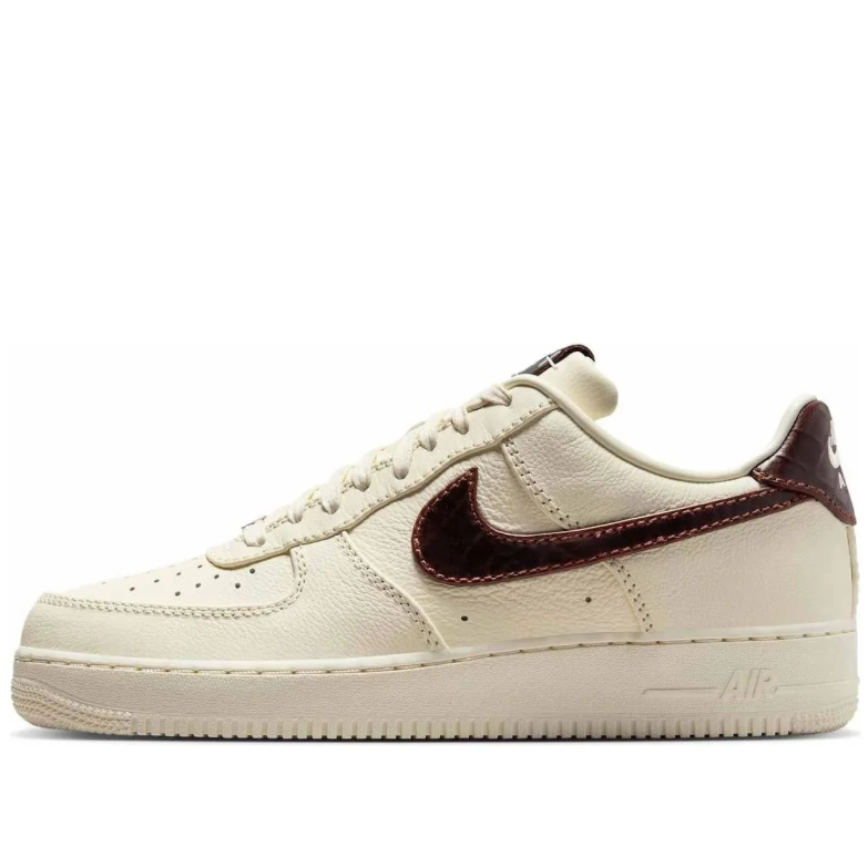 Nike Air Force 1 Low - Coconut Milk / Chocolate / Gold
